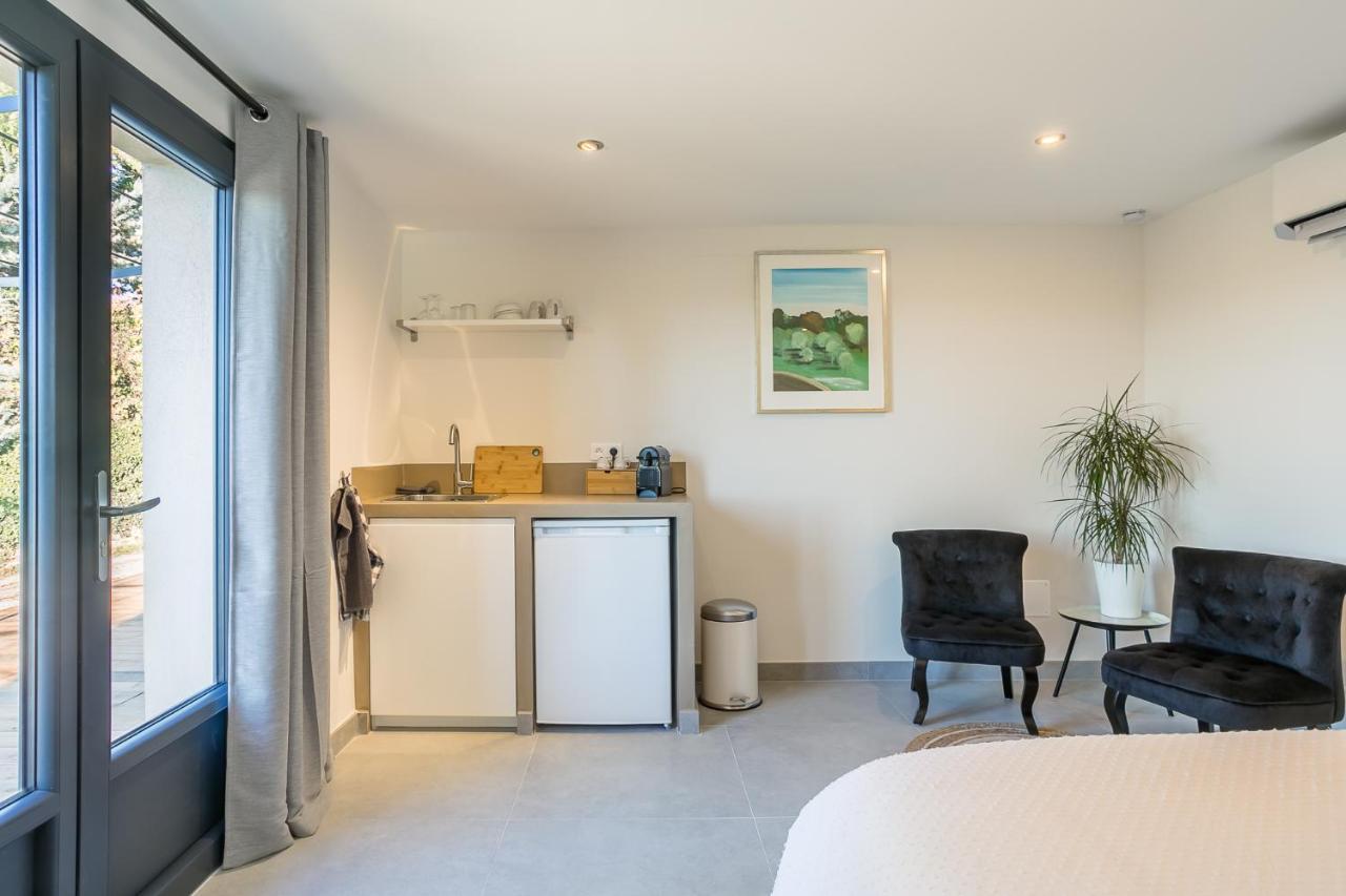 בונייה Villa Domitia Chambre D'Hotes Luberon מראה חיצוני תמונה